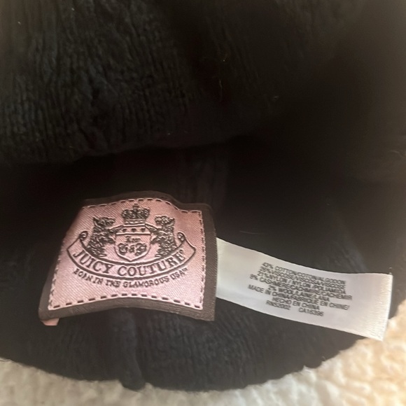 Juicy Couture scarf & hat - Picture 5 of 5